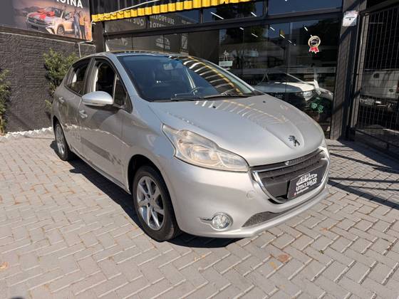 PEUGEOT 208 1.5 ALLURE 8V FLEX 4P MANUAL PEUGEOT 208 1.5 ALLURE 8V FLEX 4P MANUAL